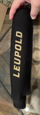 Muy buenas a todos,

Vendo este visor Leupold VX3-i 4,5-14x56

Retícula tipo 4 iluminada

Está prácticamente 00