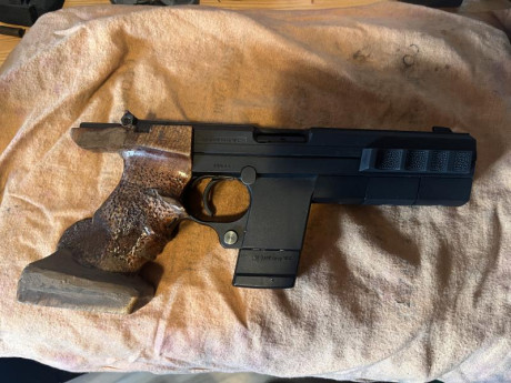 Vendo pistola Hammerli 280 calibre 32 con 2 cargadores.
La pistola está perfecta para competición y lleva 00