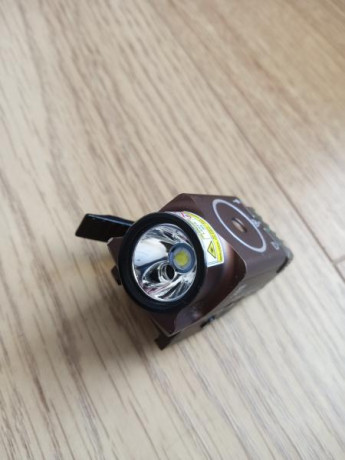 Vendo OLIGHT BALDR mini, se puede montar en glock y HK compact

2 Tipos de adaptadores de riel: Para adaptarse 10