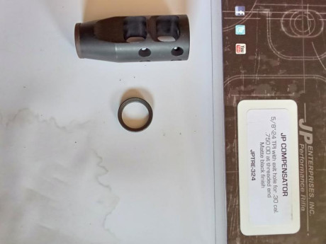 Se vende freno de boca hasta calibre 30 con rosca 5/8 24 
Está en muy buen estado , lo use muy poco como 01