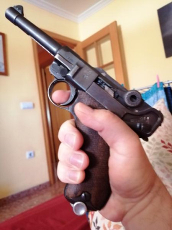 Vendo Luger P-08 DWM de 1920 inutilizada en Libro de Coleccionista. (No precisa enviar a Eibar para reinutilización). 120
