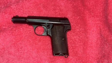 Vendo pistola Astra 300 purito en 9mm corto documentada en F.
La pistola funciona a la perfección y es 00