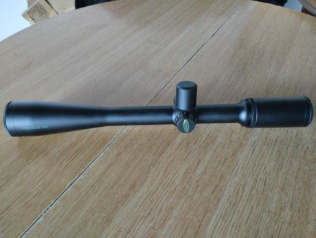 se vende visor como nuevo 36x40 es el t-series xr made in Japan 600€ zona de Valencia retícula cruz Fina 02