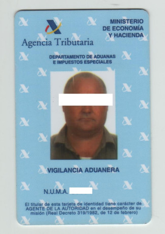  EN RECUERDO Y HOMENAJE A LOS QUE YA NO ESTÁN. 

Si pones en  GOOGLE    PASAPORTES EN LA MEMORIA   da 101