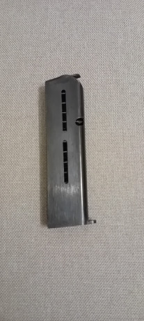 Un amigo me pide que ponga a la venta estas tres fundas  para pistola del 9 corto , usadas para Star Super 71
