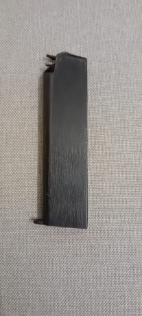 Un amigo me pide que ponga a la venta estas tres fundas  para pistola del 9 corto , usadas para Star Super 70
