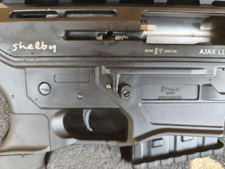 Se vende escopeta del 12
Precio 700€ 01