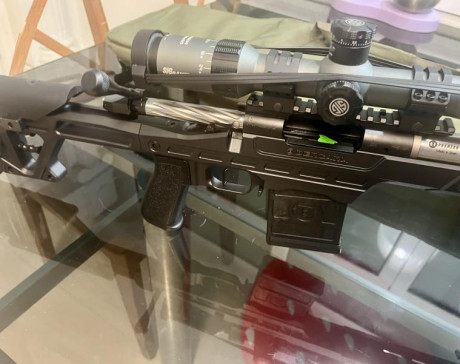 Por motivos de salud, vendo mi fusil recién comprado. Es un Rifle Bergara NUEVO calibre 6,5 creedmoor 10