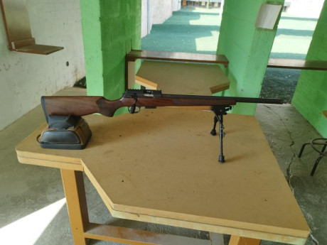 Buenas,

Pues eso, que vendo una carabina CZ 457 en calibre 17hmr y cañón pesado varmint de 20 pulgadas.
Precio 00