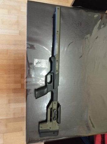 Buenas,

Pues eso, que vendo una carabina CZ 457 en calibre 17hmr y cañón pesado varmint de 20 pulgadas.
Precio 10