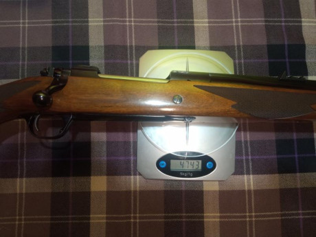 Buenos días tropa.
Sigo vaciando el armero.
Pongo a la venta el que ha sido uno de mis rifles preferidos 70
