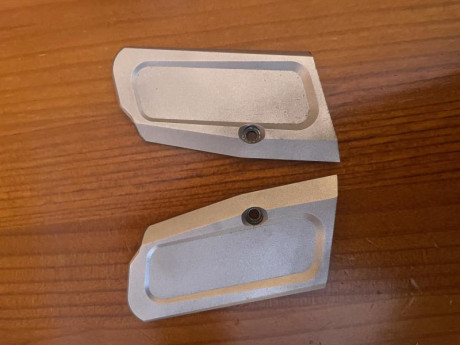 Vendo cachas para Tanfoglio cortas, son para fannel , Asturias 50€ 02