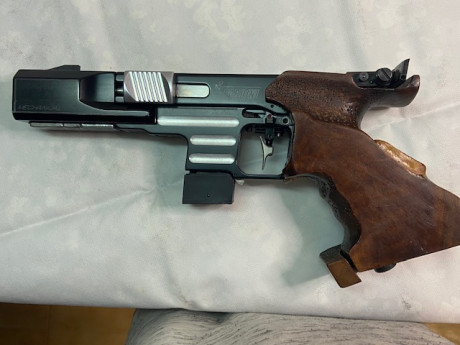 Pongo a la venta una PARDINI HP calibre 32 en perfecto funcionamiento, su precio 1.200€ + portes si lo 00