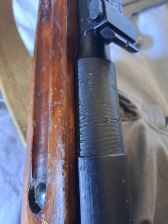 Vendo  Mosin - Nagant 91/30 en perfecto estado de tiro del año 1942,maderas con uso moderado(marcas, cómo 10