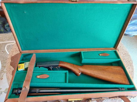 Buenas.
De sobra conocida por todos, pongo a disposición de los foreros esta carabina Browning FN fabricada 02