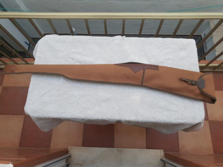 Hola compañeros.pongo a la venta una browning auto 5 calibre 12 con recámara de 70mm.esta en buen estado 02
