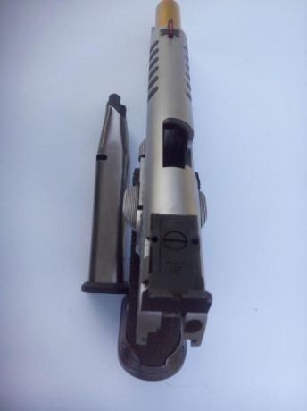 Hola. Vendo pistola del prestigioso fabricante y preparador alemán HPS
Modelo límited master
Poco uso
Se 130