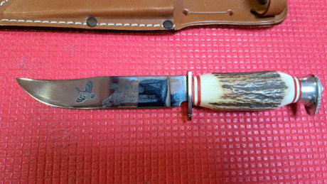 Antiguo cuchillo Aitor años 80 creo,esta nuevo,está en Madrid si hay que enviarlo hay que sumar los gastos 12