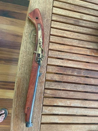 Hola,

Estoy dejando esto del tiro y quiero vender todo lo que tengo... En este post (para poder poner 00
