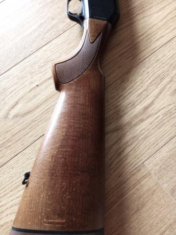 Vendo  escopeta de corredera marca Fabarm modelo Sdass Wood.

Cañón Tribore cilíndrico de 51cm, con rosca 20