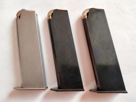 Hola a todos
Pongo a la venta varios modelos de cargadores de pistolas Star , empiezo por unos de Star 02