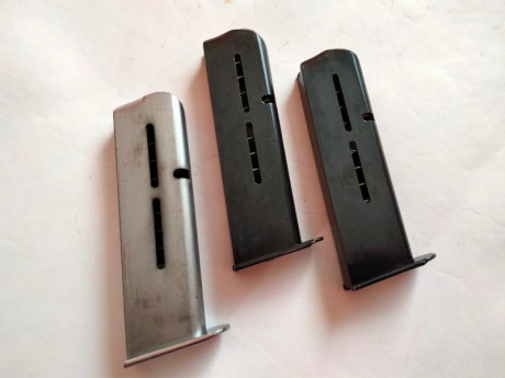 Hola a todos
Pongo a la venta varios modelos de cargadores de pistolas Star , empiezo por unos de Star 00