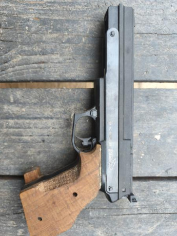 Se vende gamo por no usar se le tienen que cambiar las juntas por los años que lleva sin usar
Es el modelo 01