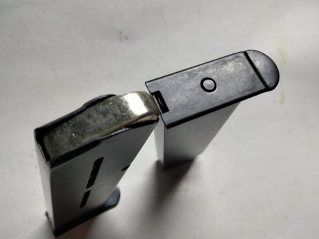 Hola a todos
Pongo a la venta varios modelos de cargadores de pistolas Star , empiezo por unos de Star 21