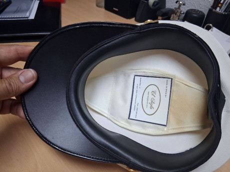 vendo gorra de la armada de oficial, 50€ 01