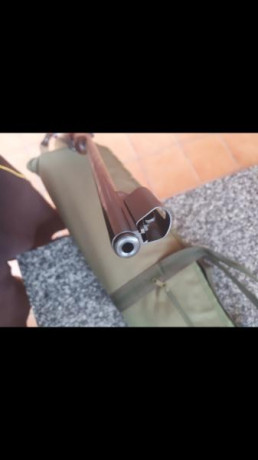 Carabina del 22 LR. Esta nueva sin un rasguño fue un capricho y tendrá tirada una caja de balas. 600€ 02