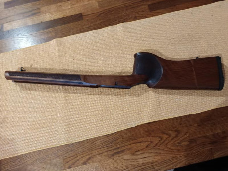 Vendo culata de la carabina CZ 457 Varmint MTR calibre .22. Incluye el guardamontes y los tornillos de 00