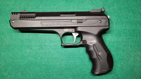 Vendo pistola Weihrauch WH40 pca en buen estado con un extra que es un visor punto rojo, que ya no uso, 01