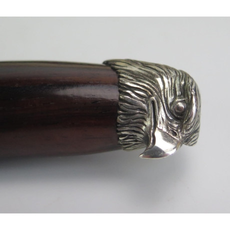Hola compañeros de armas, estoy buscando el cuchillo de la casa Muela, modelo Águila Lujo de precioso 01