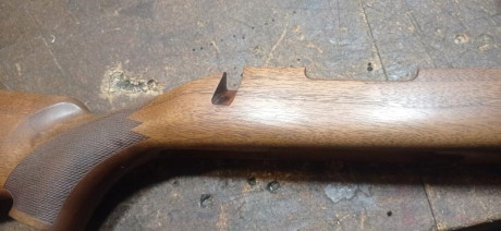 Vendo una culata Timber de madera para rifle Vergara B-14.
Acción corta.
Está rectificada para colocar 11