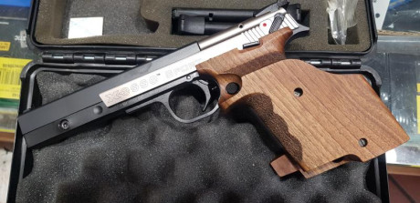 Por no adaptarse a la modalidad mi hermana vende esta Hammerli totalmente  impecable , menos de 200 tiros 01