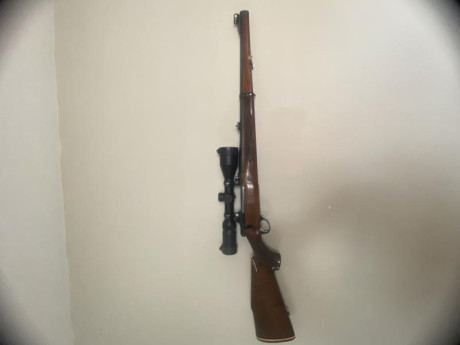 Vendo rifle Sako Stutzen calibre 300wm con visor Mitten NK 4 
2.5-10x30 y monturas origines Sako,el visor 00