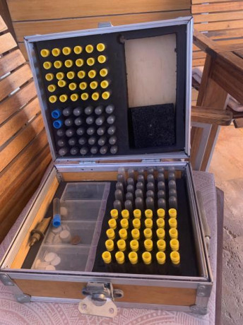 Hola!

Pongo a la venta esta magnífica escopeta de Pedersoli, la afamada Mortimer del calibre 12 en libra. 00