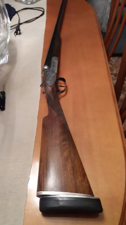 Vendo Victor sarasqueta DHE calibre 20.
Expulsora 
Primer disparador articulado 
Aceros globo 
Cañones 20