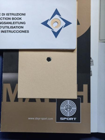 Vendo ésta magnífica pistola de competición. Fue comprada nueva hace aproximadamente un año y ha hecho 00