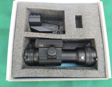 Se ofrecen  punto rojo como nuevo, estuche y librillo.
VORTEX STRIKEFIRE II   130€ con portes 
Te ahorras 00