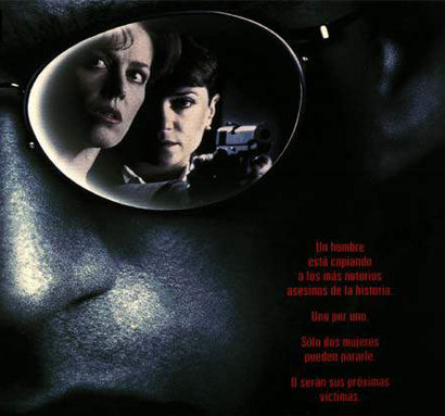 Compañeros,

En vista de las ganas de algunos (Elcafe, Wilcow, Vrakk, etc) por adivinar armas de películas 50