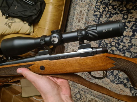 Vendo rifle Sako caja larga o Stutzen, estado PERFECTO, calibre 300 WM, incluye monturas Sako de 30 mm 10