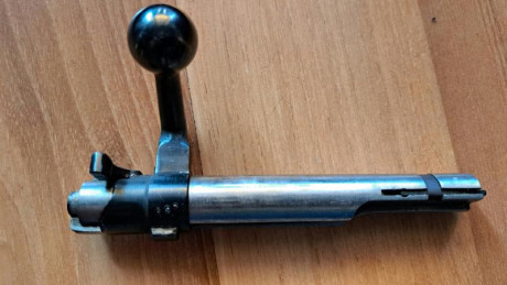 Carabina Frankonia en calibre 22 lr
Ha disasparado poquisimo.no creo que llegue a 100 cartuchos.
La madera 10