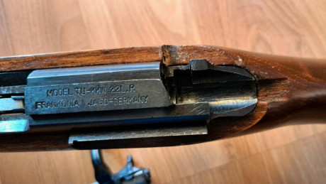 Carabina Frankonia en calibre 22 lr
Ha disasparado poquisimo.no creo que llegue a 100 cartuchos.
La madera 32