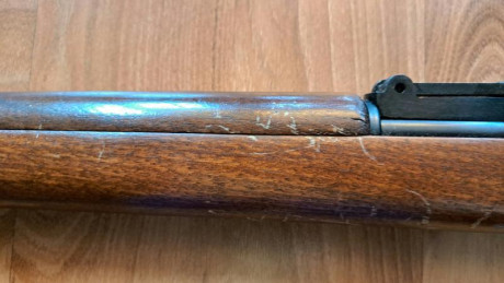 Carabina Frankonia en calibre 22 lr
Ha disasparado poquisimo.no creo que llegue a 100 cartuchos.
La madera 40