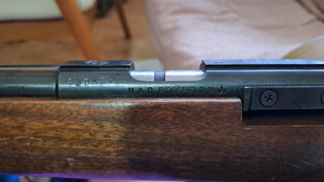 Carabina Frankonia en calibre 22 lr
Ha disasparado poquisimo.no creo que llegue a 100 cartuchos.
La madera 50