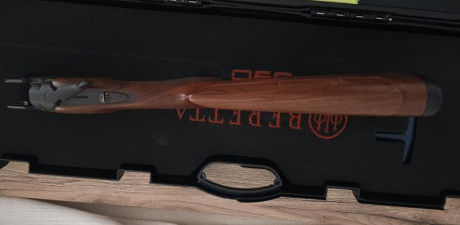 Calibre 12/76, ideal para tiro deportivo (skeet, trap, compak).
Acero de alta calidad con tecnología Steelium 10