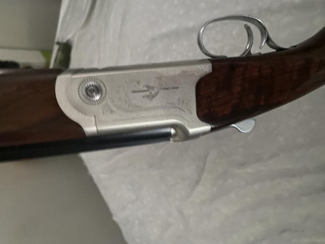 Hola vendo superpuesta del calibre 20 , cañón de 71 cm.
no expulsora, casi nueva
 Banda ventilada de 7mm.

- 10