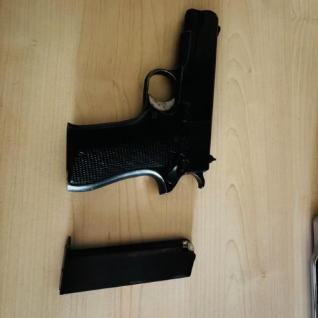 Vendo pistola Star BKM 9mm de duraluminio en muy buen estado y con un solo cargador y prácticamente nueva.
Guiada 02