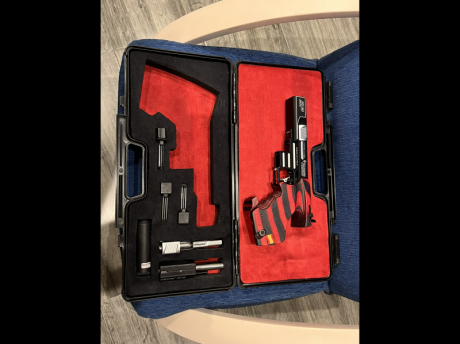 Hola buenas noches compañeros de afición , por dejar la actividad pongo a la venta mi pardini sp del 22lr 00